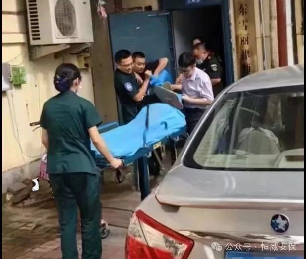 【凡人微光】恒威保安：危急時(shí)刻伸援手，溫暖人心傳大愛(ài)